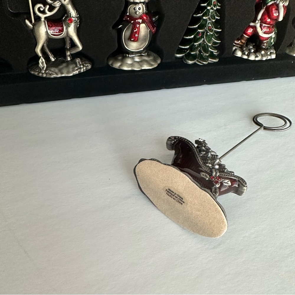 Kirkland Signature Holiday Christmas 8-Peace Cardholder Set Various Designs - Picture 7 of 11